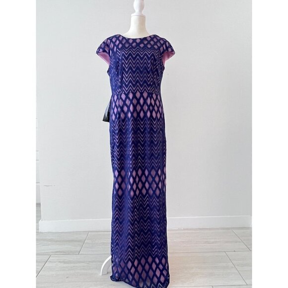 JS Collections LINDA CAP SLEEVE COLUMN GOWN Size 8 new without tags - Picture 1 of 7